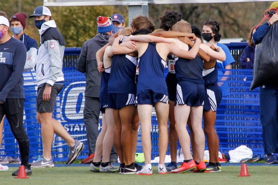 Varsity boys before the 5A State meet, roughly 2 minutes before the start gun. 