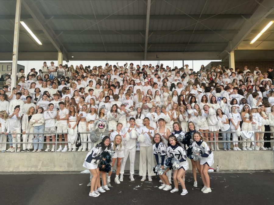 The Wilsonville student section showed their Wildcat pride at the Homecoming game! The theme was Light-Out!