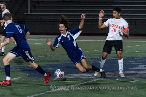 Wildcats fighting for possession at midfield. Wilsonville boys varsity Soccer beat Milwaukee 3-0 in an almost effortless fashion.