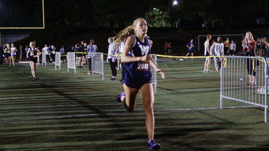 Sam Prusse in the final stretch of her race.