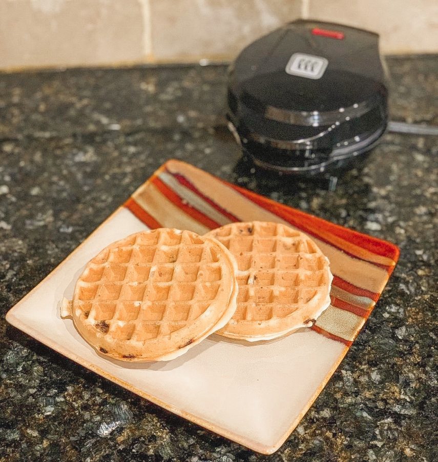 Dash Mini waffle maker