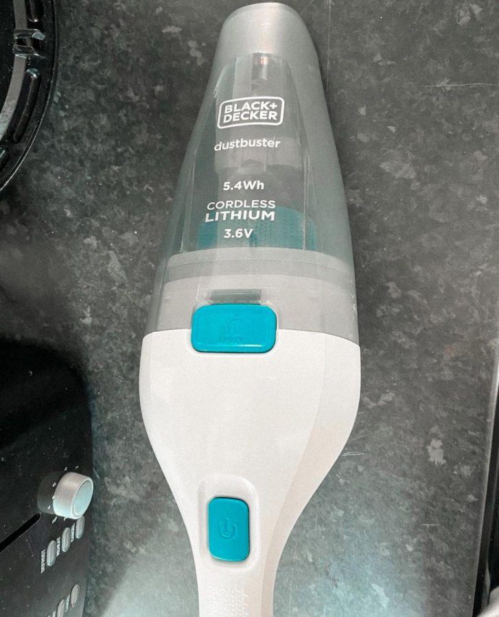 Handheld vacuum cleaner