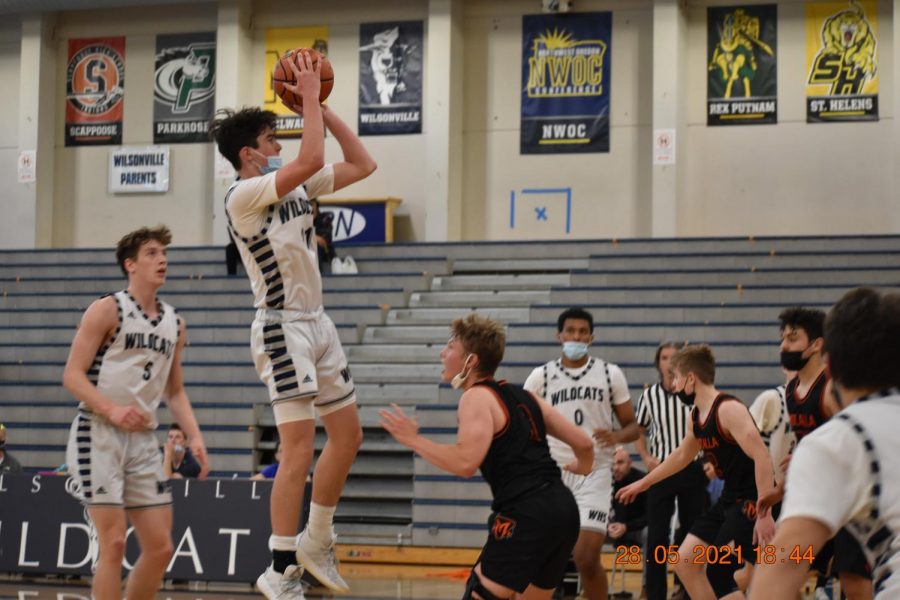 Kallen Gutridge shoots a fade-away jumper.