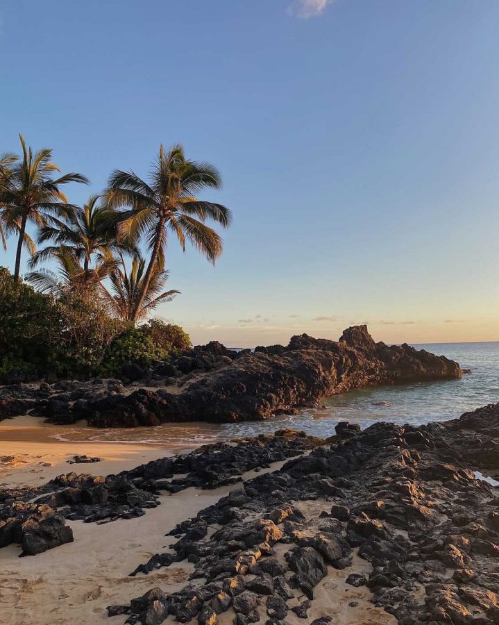 A sunset off the coast of Maui. The highs in Hawaii for that week stayed around 75-80 degrees.