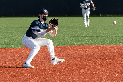 Cole Hubka fields a groundball in the 2021 baseball season.