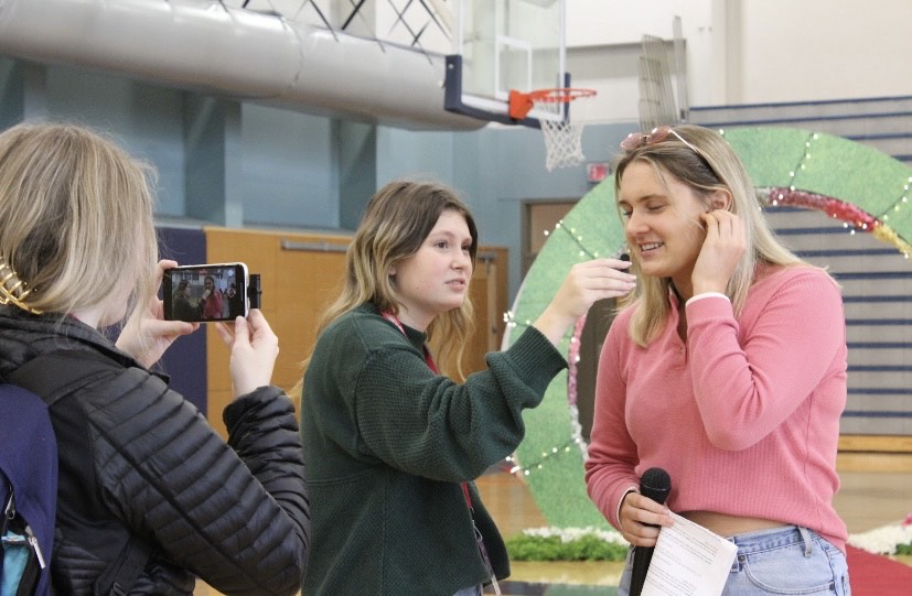 Behind the scenes of Springfest! Featuring host of the event, Lauren Bresnahan, along with videographer and Hot Takes Host Alina Jakobson, and Siona Ruud.