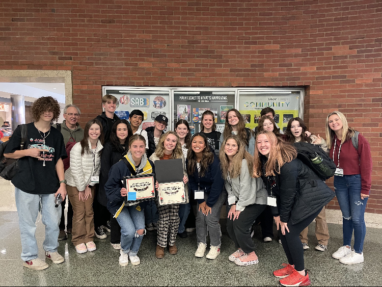 Picture taken during WBN's Media Day field trip to the University of Oregon. Students from every journalism class came and received many awards.