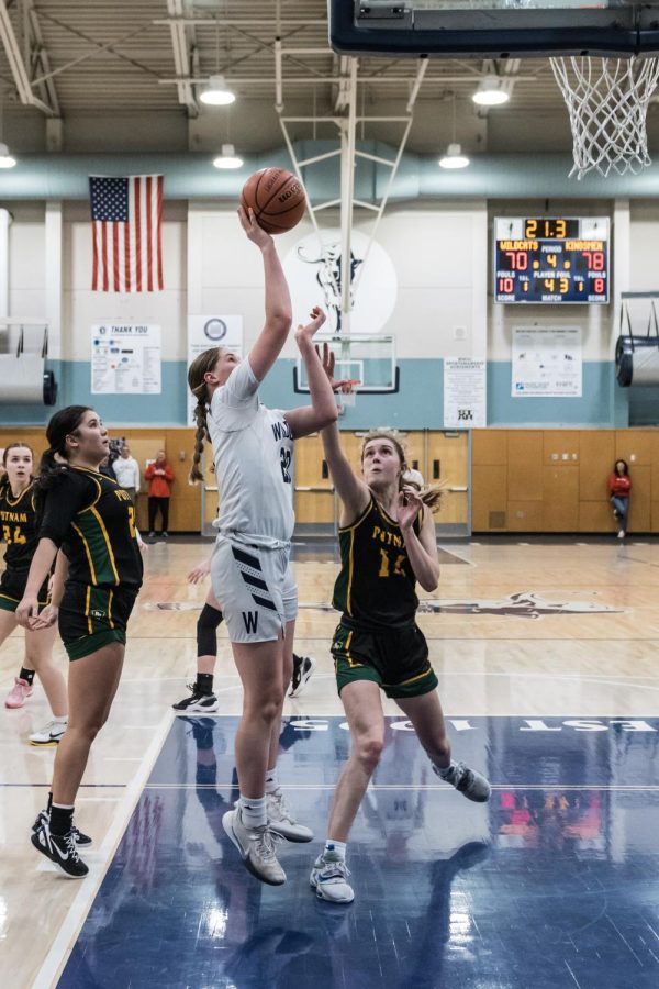 Wilsonville girl's basketball faces off vs Putnam in OT thriller