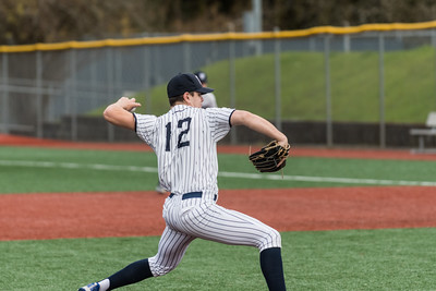 Cooper Adams (player 12) throwing the ball to a teammate. Photo courtesy of Greg Artman. 