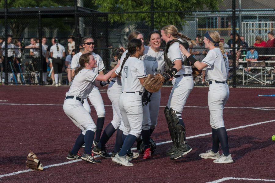 Wilsonville softball celebrates their Quarterfinal win v.s Putnam. Wilsonville Softball graduated three seniors in the class of 2023. 