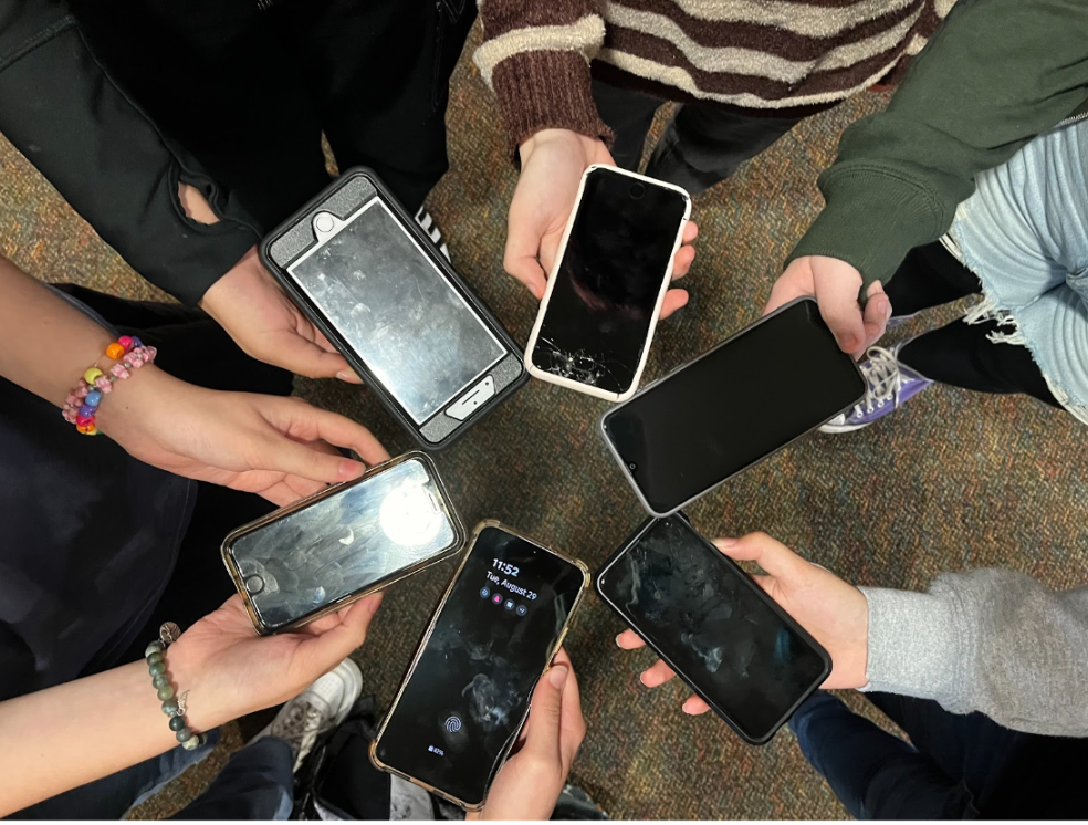 New phone guidelines celebrate their first day of school Wilsonville