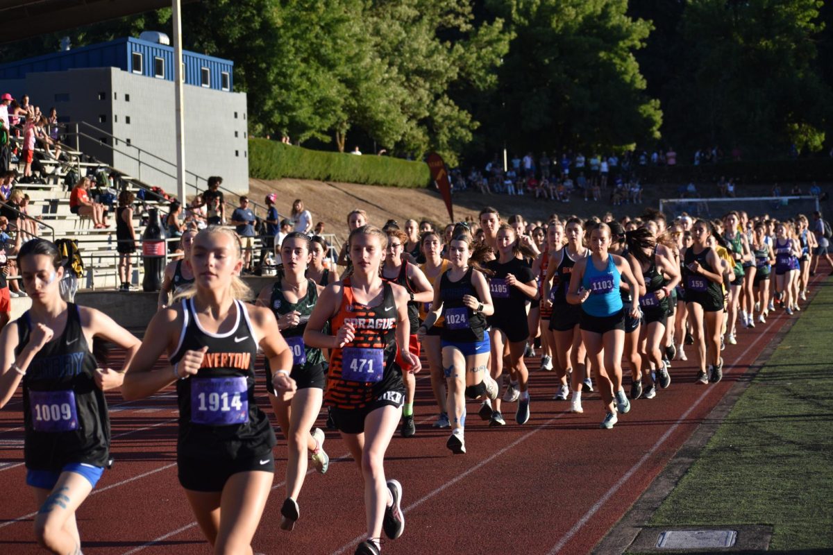 Girls 3 kilometers  starts there long trek to the finish line. Gabrielle Palmer out of Cleveland posted a 13:29:37 coming in first.