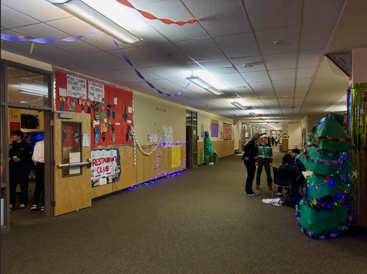 The Sophomores took a more abstract jab at decorating their Gumdrop Gallery. Each life class added their own pizzaz, and what came to life was this magical hallway. Although it may be a little unorganized, it gifts a passerby the true holiday spirit.  
