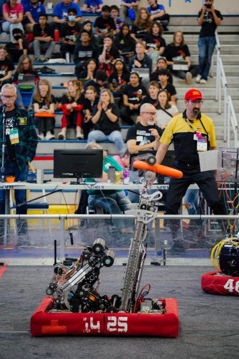During a match, the team’s robot was showcased, with team members in the background eager to see what would happen next. Both FIRST Chance and Girls Gen were the wrap-ups for the team’s 20th year participating in the FIRST Robotics Competition.
Photo taken by Shuo Sheng.