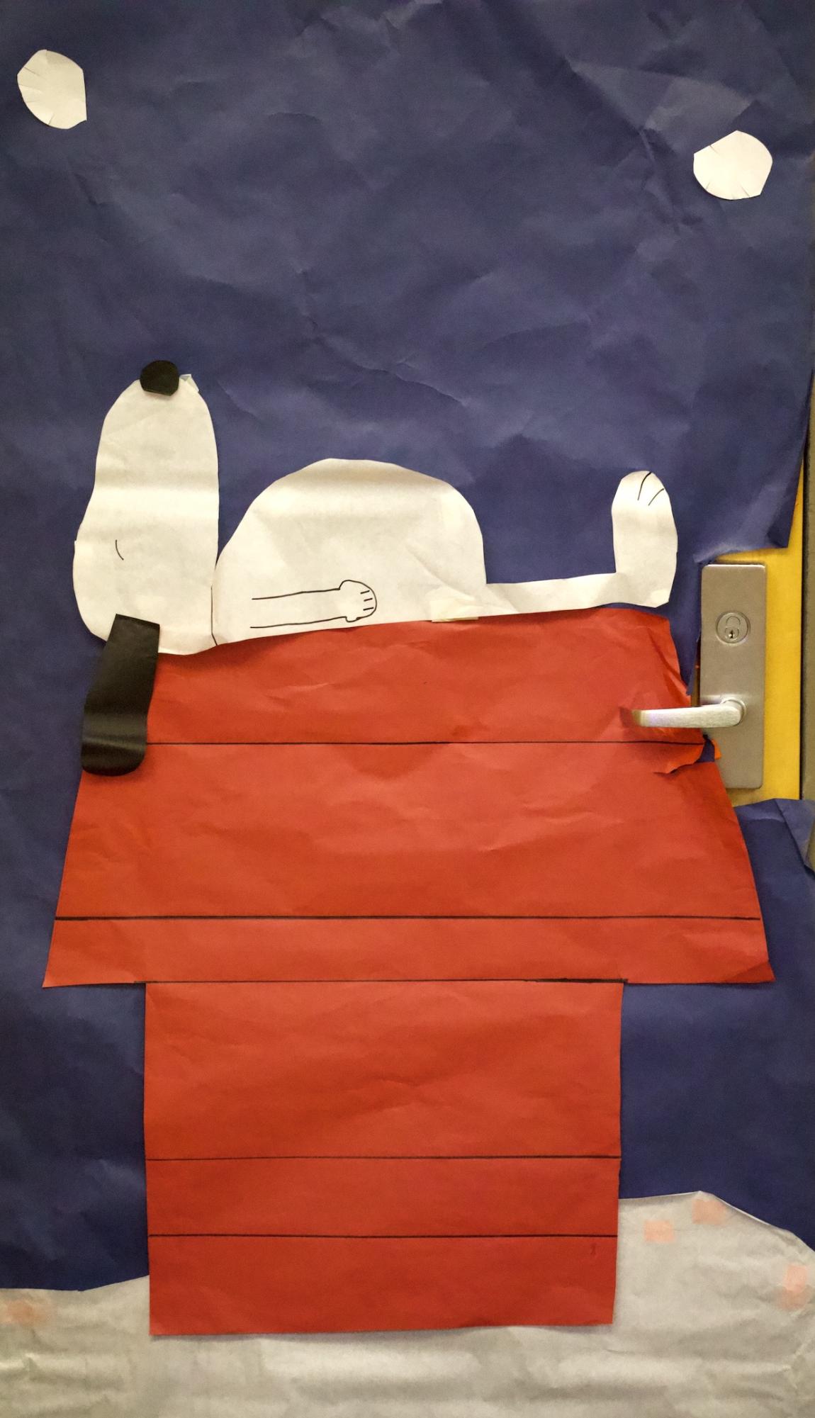 The walls in the hallways were decorated with colorful paper and art. Snoopy created a fun environment during students’ time in the hallway. 