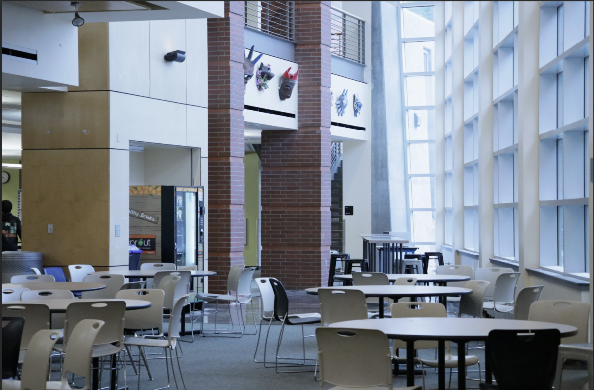 9:30 AM at the Pointe. During first period, multiple students are hard at work, taking advantage of the quiet setting the Pointe provides.